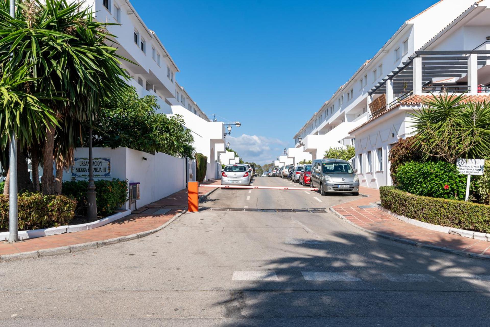 Lovely Penthouse Near Estepona Marina By Costarentals - Ref M15 Exterior foto